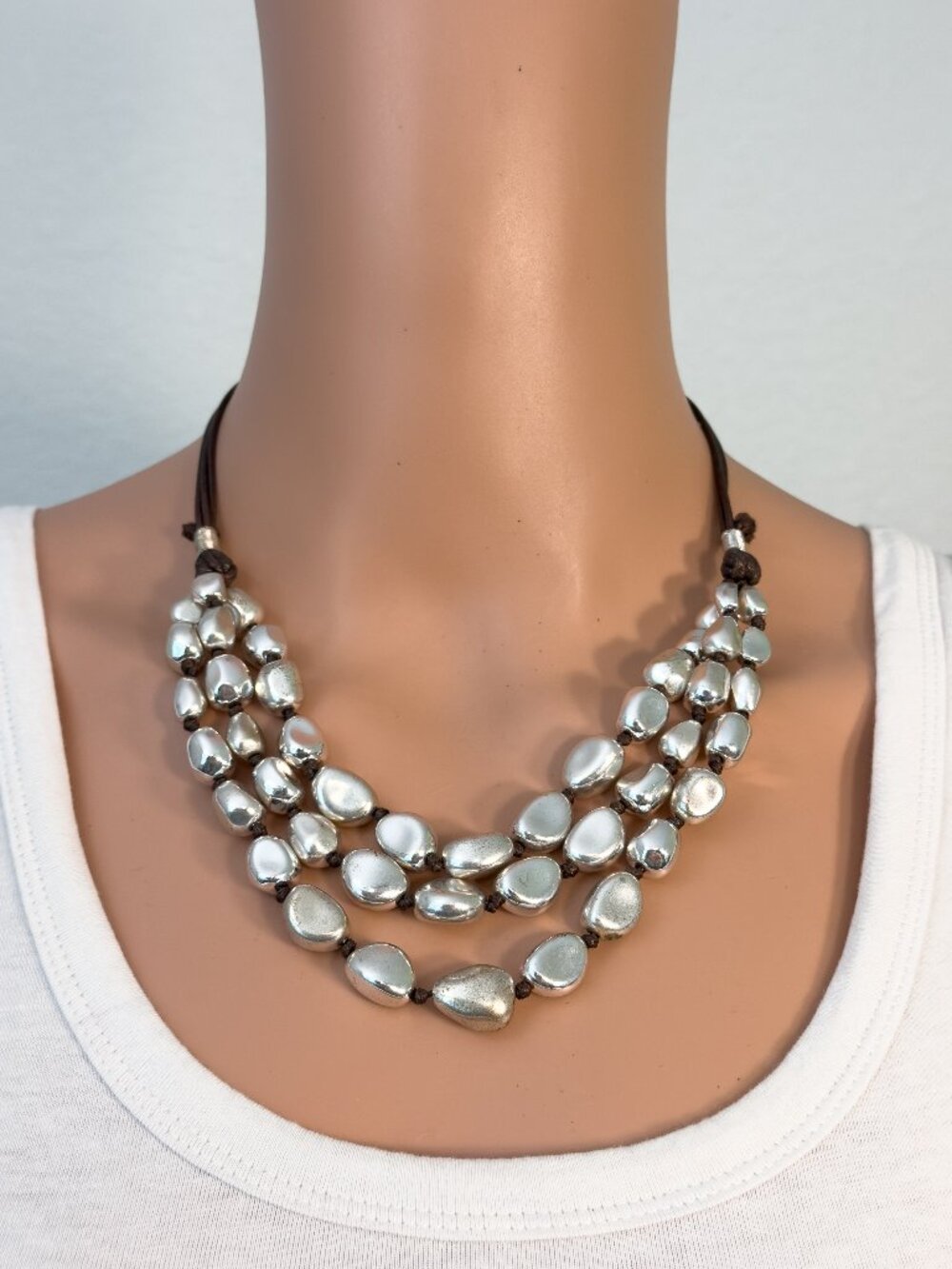 Designer Robert Lee Morris RLM Soho Silver Tone 3 Strand Beaded Necklace - Picture 3 of 14